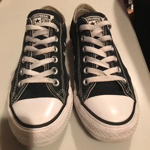 Black Converse